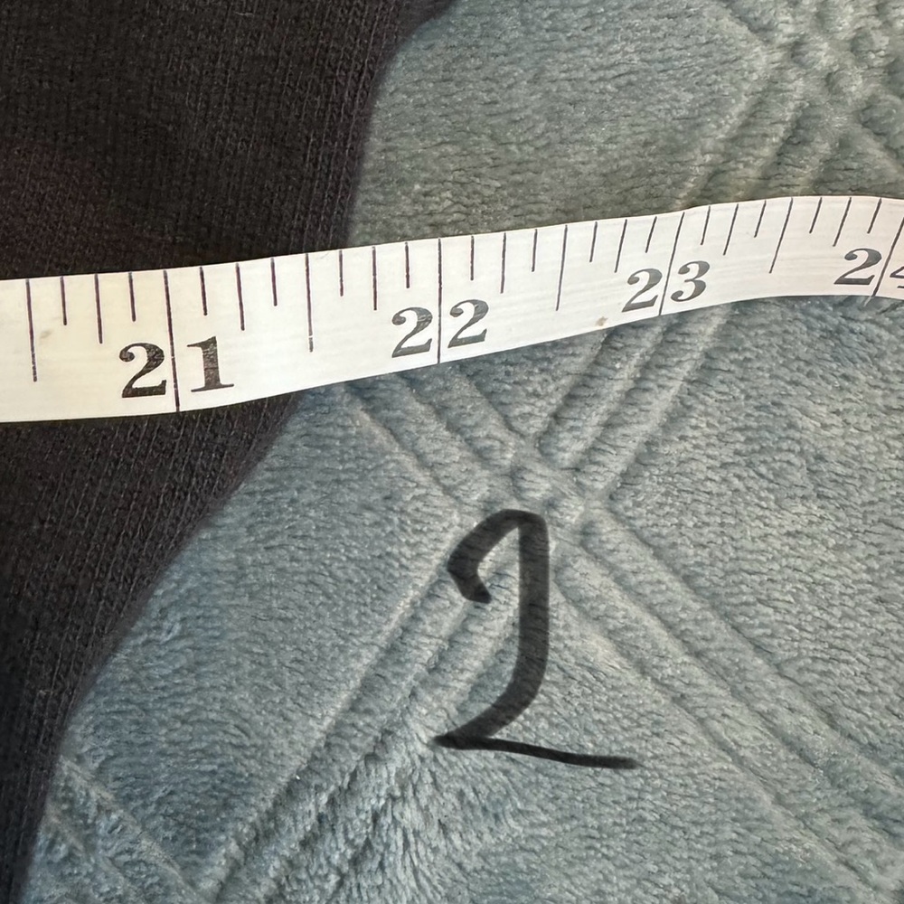 NWOT Lululemon Perfectly Oversized Cropped Crew *Stripe
Boundless Stripe Black - Picture 7 of 10